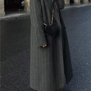 Name: Elegant Mid-Length Hooded Coat with Plush Fur Trim, Versatile Trendy Colors for Women