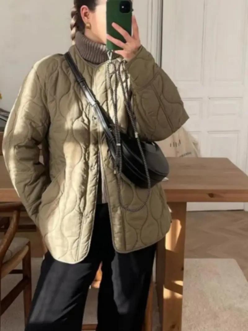 Name: Elegant Mid-Length Hooded Coat with Plush Fur Trim, Versatile Trendy Colors for Women