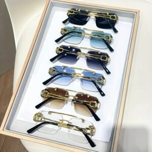 New stylish sunglasses for women